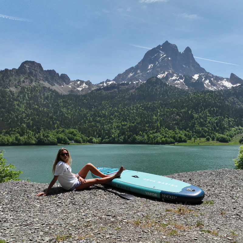 Aqua Marina 10’4” Vapor 2023 Inflatable Paddle Board SUP actual size