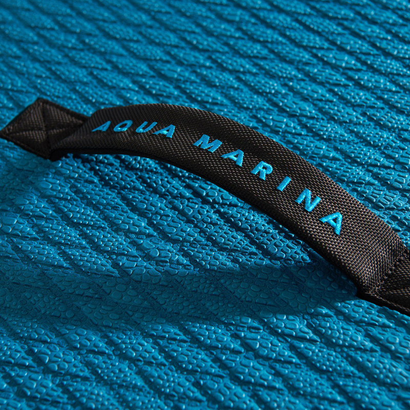 Aqua Marina 10’6″ Blade Windsurf 2022 Inflatable Paddle Board handle